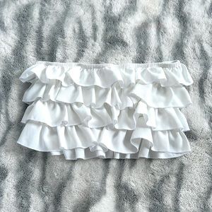 White gorgeous tube top! 🌸